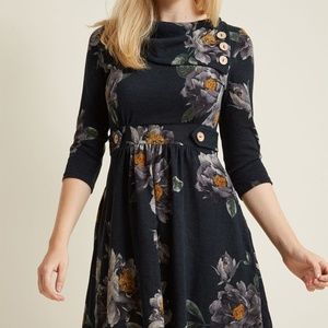 New Yellow Star Coach Tour A-Line Dress in Floral